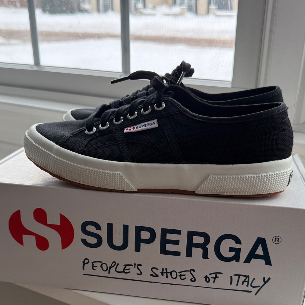 Superga 2750 Classic Sneakers